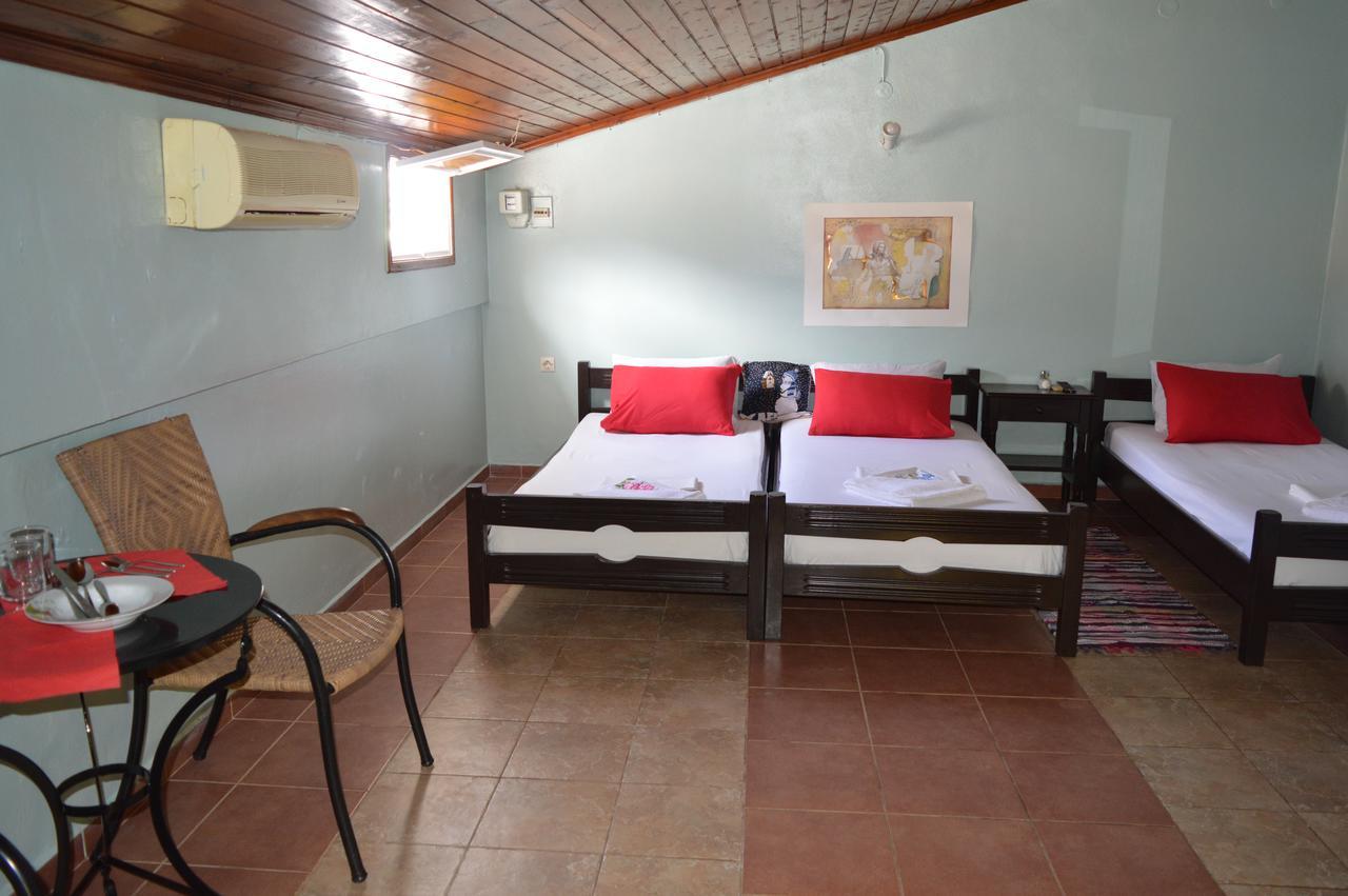 "Stelios & Galini" Hotel Đảo Sými Ngoại thất bức ảnh